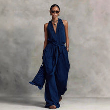 Cargar imagen en el visor de la galería, Belted Design Casual V-Neck Sleeveless Jumpsuit
