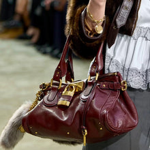 Load image into Gallery viewer, Vintage Distressed Padlock Bag Fashionable Handheld Crossbody Bag for Women
