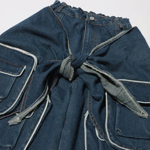 Load image into Gallery viewer, Structural binding workwear jeans for women loose fitting multi pocket jeans
