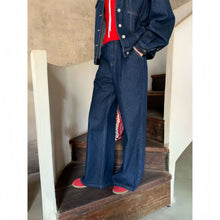 Load image into Gallery viewer, High waisted slightly flared jeans for women
