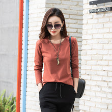 Load image into Gallery viewer, Round neck solid color long sleeved T-shirt for women
