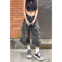 Load image into Gallery viewer, Vintage Camouflage Wide-Leg Jeans for Men and Women

