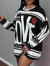 Lade das Bild in den Galerie-Viewer, Plus Size - LOVE' Letter Print with Text And Stripe Long Sleeve Top
