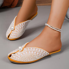 Load image into Gallery viewer, Women Versatile Flat Heel Trendy Pearl Slippers
