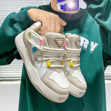Lade das Bild in den Galerie-Viewer, Leisure Bread Shoes
