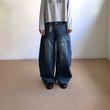 Load image into Gallery viewer, Retro Style Buttoned Knife-Edge Denim Pants
