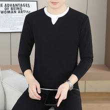 Load image into Gallery viewer, Round neck long sleeved T-shirt
