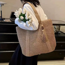 Load image into Gallery viewer, Straw Woven Hand-Held Vacation Style Beach Shoulder Bag

