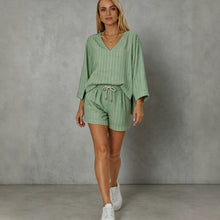 Load image into Gallery viewer, Loose V-neck long sleeved shorts striped set
