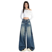 Load image into Gallery viewer, Cat-Whisker Embroidered Jeans Women
