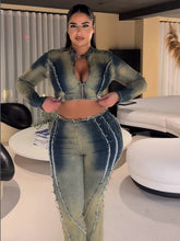 Lade das Bild in den Galerie-Viewer, Women's Denim Set Street Dye Long Sleeve Top Fringe Jeans Pants
