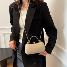 Load image into Gallery viewer, Chain sparkling diamond single shoulder crossbody bag
