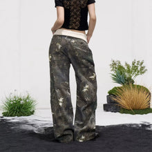 Load image into Gallery viewer, Ribbed Waistband Leaf Camouflage Wide-Leg Jeans for Women
