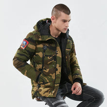 Load image into Gallery viewer, Men Thick Warm Camouflage Hooded Jacket
