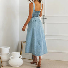 Lade das Bild in den Galerie-Viewer, Fashionable V-neck Sexy Sleeveless Casual Button Denim Women's Dress
