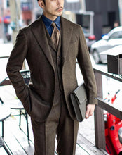 Load image into Gallery viewer, Tailor-Made 3 Pieces Black Herringbone High Quality Suit
