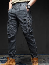 Load image into Gallery viewer, Liu Mingo Cargo Pants
