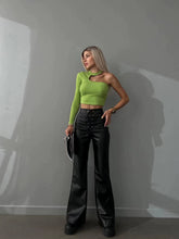 Lade das Bild in den Galerie-Viewer, High Waist Flared Pants PU Leather
