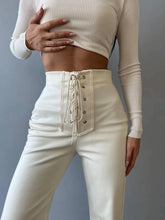 Lade das Bild in den Galerie-Viewer, High Waist Flared Pants PU Leather
