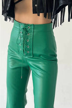 Lade das Bild in den Galerie-Viewer, High Waist Flared Pants PU Leather
