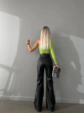 Lade das Bild in den Galerie-Viewer, High Waist Flared Pants PU Leather
