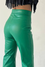 Lade das Bild in den Galerie-Viewer, High Waist Flared Pants PU Leather
