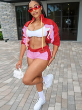 Lade das Bild in den Galerie-Viewer, Sisterlinda Panelled Zip-up High Collar Full Sleeve Short Set
