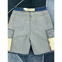 Load image into Gallery viewer, Summer new work style multi-pocket denim shorts for men, loose casual splicing five-quarter pants
