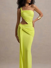 Load image into Gallery viewer, Leosoxs Backless Hollow One Shoulder Pleated Solid Tassel Patchwork Dress
