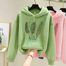 Load image into Gallery viewer, Women Fashion Feather Printed Hoodies Autumn Winter Plus Velvet Casual Loose Sweatshirt
