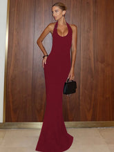 Cargar imagen en el visor de la galería, Dulzura Halter Sleeveless Backless Metal Decoration Long Dress
