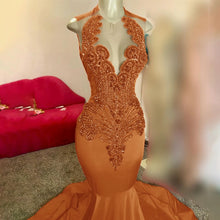Cargar imagen en el visor de la galería, Vestido de fiesta largo de sirena con diamantes
