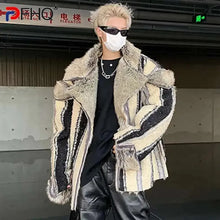 Cargar imagen en el visor de la galería, Chaqueta reversible de piel sintética con solapa de felpa
