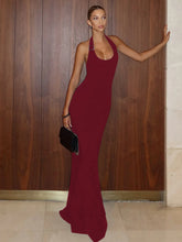 Cargar imagen en el visor de la galería, Dulzura Halter Sleeveless Backless Metal Decoration Long Dress
