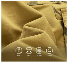 Load image into Gallery viewer, Men Casual Loose Cargo Shorts
