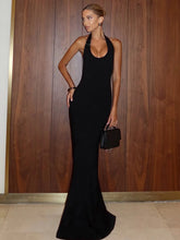 Cargar imagen en el visor de la galería, Dulzura Halter Sleeveless Backless Metal Decoration Long Dress
