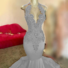 Cargar imagen en el visor de la galería, Vestido de fiesta largo de sirena con diamantes
