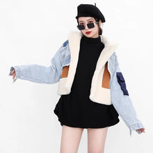 Charger l'image dans la galerie, Sheep Fur Turn-Down Collar Full Sleeves Denim  Patchwork Spliced Coat
