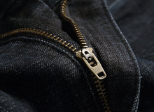 Load image into Gallery viewer, Men Summer White Ripped Denim Shorts Male Holes Short Jeans New Fashion Streetwear Stretch Jeans Shorts Pants Srtaight Fit Jeans
