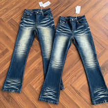 Load image into Gallery viewer, Heavy Water Wash Dark Blue Washed Cat Beard Jeans
