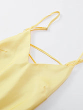 Cargar imagen en el visor de la galería, Sexy Yellow Satin Backless Maxi Dress
