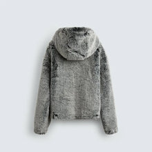 Load image into Gallery viewer, Winter New Men's Faux Fur Long-Sleeved Jacket American Retro Fashion Trendy High Street Loose Casual Niche Men's Top 2025
