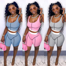 Lade das Bild in den Galerie-Viewer, Knitted Ribbed Striped 2 Piece Sets

