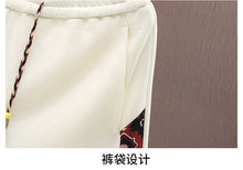 Load image into Gallery viewer, Straight Leg Casual Sports Shorts
