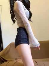 画像をギャラリービューアに読み込む, Faion Slim Fit Denim Shorts
