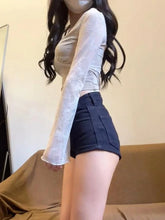 画像をギャラリービューアに読み込む, Faion Slim Fit Denim Shorts
