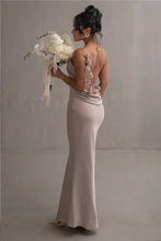 Cargar imagen en el visor de la galería, Mozision Floral Draped Backless Maxi Dress

