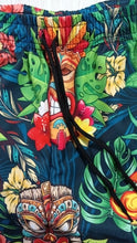 Charger l'image dans la galerie, Summer Coconut Leaf Totem Mask Mayan Ethnic Casual Shorts

