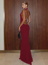 Cargar imagen en el visor de la galería, Dulzura Halter Sleeveless Backless Metal Decoration Long Dress
