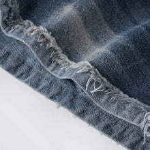 Load image into Gallery viewer, Slim-Fitting Frayed Hem Denim Shorts
